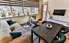 Luxury Fontana Apartments